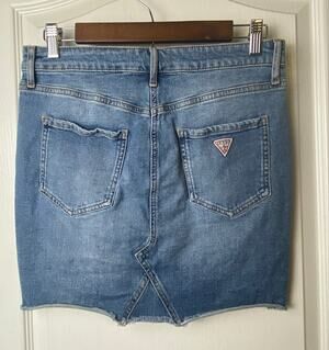 Guess Y2K Distressed Light Wash Raw Hem Mini Skirt Festival Juniors Medium